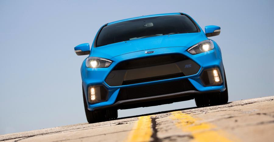  Ford Focus RS 2016 года  (US) (фото 35 из 51)